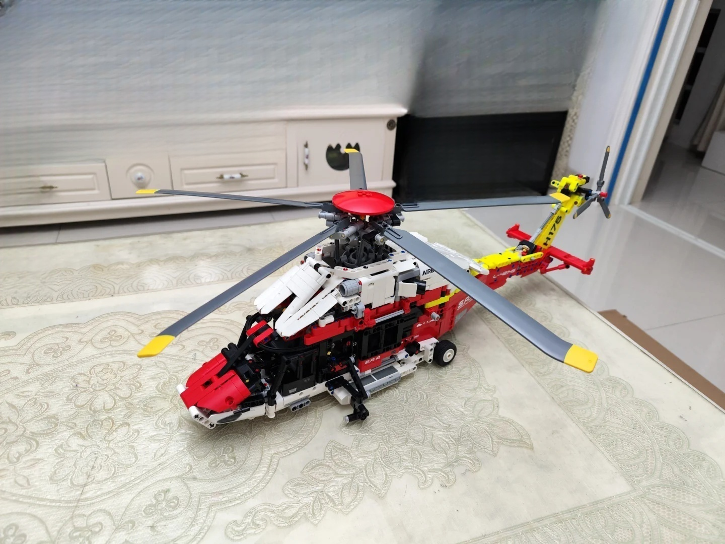 New MOC Rescue Helicopter Mode - đánh giá và giá Home Decor Disney