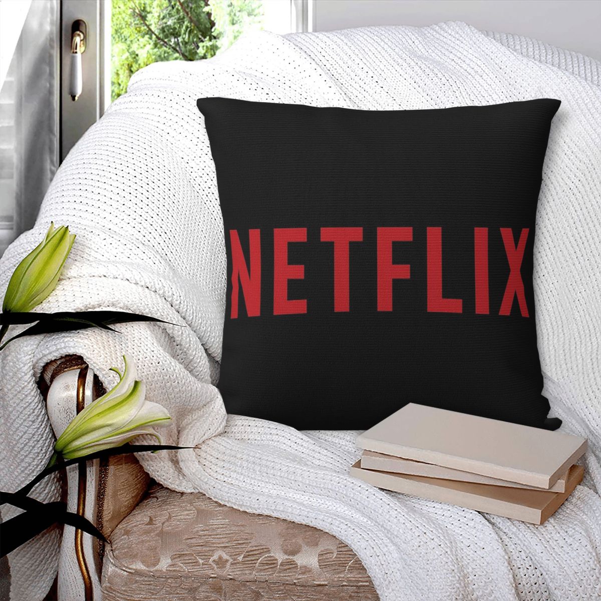 Netflix Logo Square Pillowcase - đánh giá và giá Home Decor Netflix